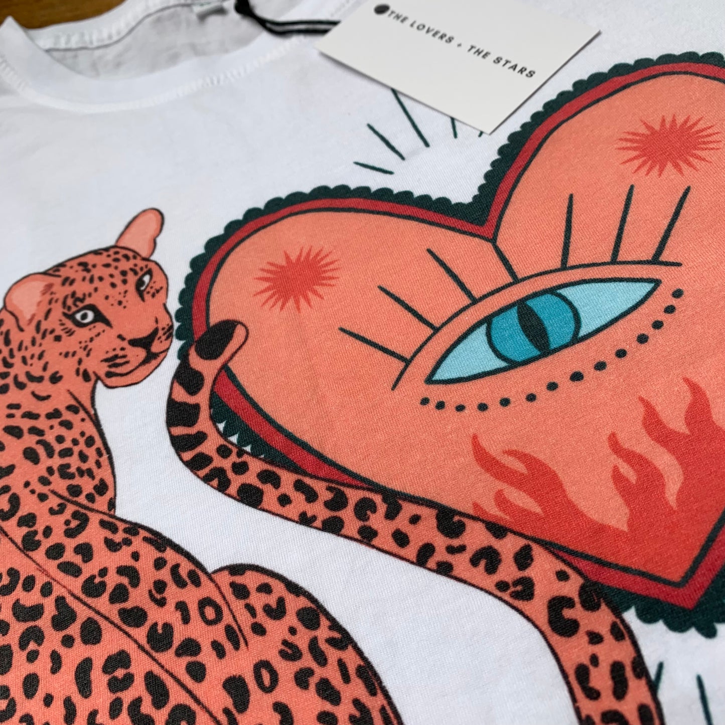 HEART'S GUARDIAN. White, short sleeved teeshirt