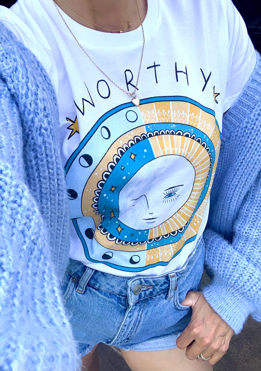 WORTHY, White, short sleeved teeshirt